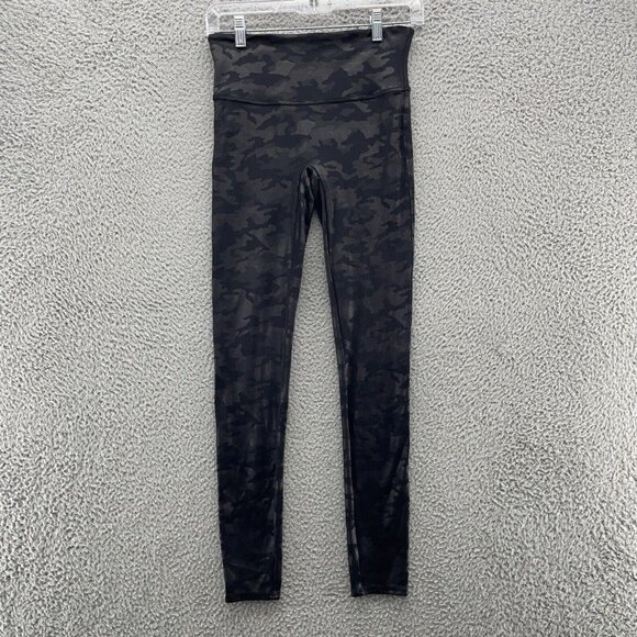 Spanx Black Camo Faux Leather‎ Shaping Slimming Leggings Size Medium High Rise - Picture 1 of 13